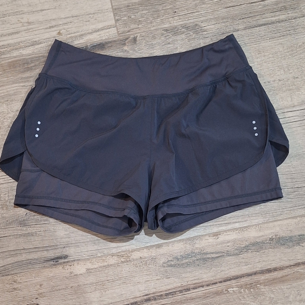 Soothfeel Women’s Athletic Running Shorts Size L Gray Built-In Liner #1408 - Picture 2 of 5
